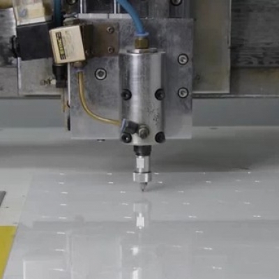 納宏光電數(shù)控CNC切割濾光片加工視頻